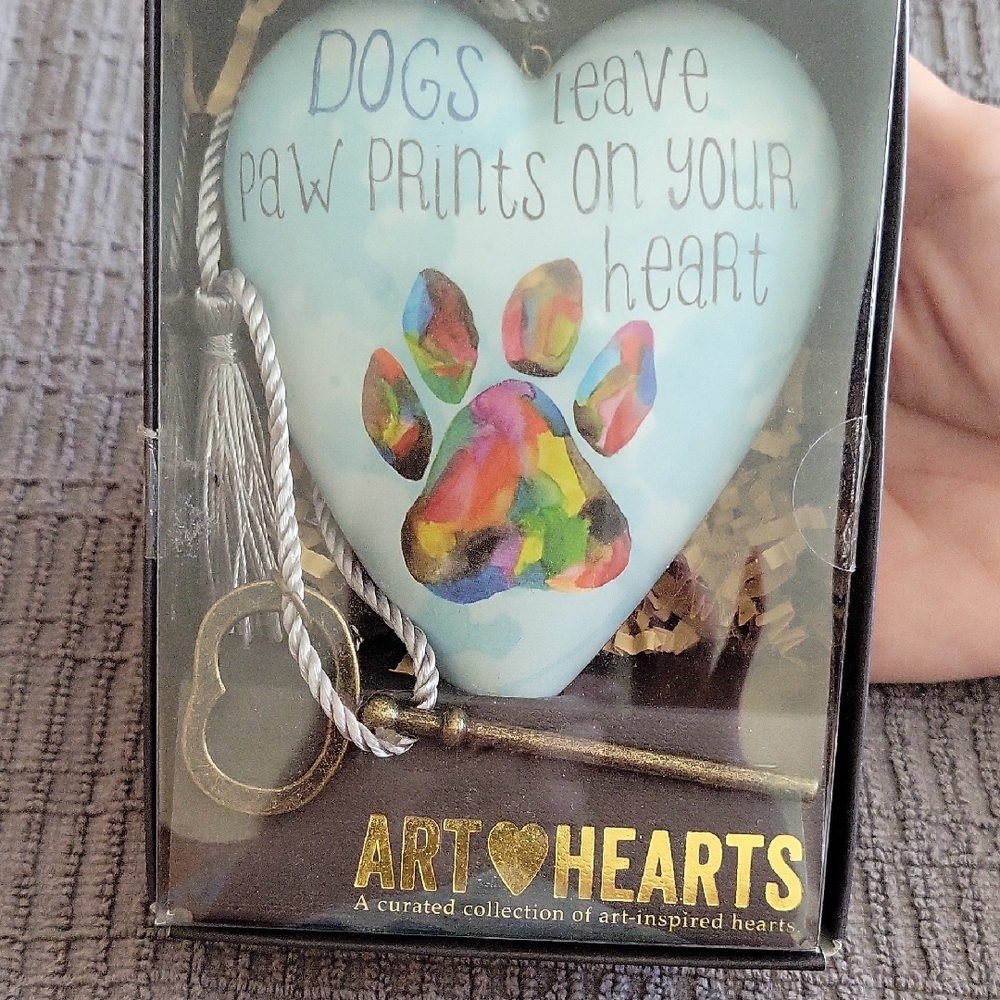 NIB Dog Paw Print Heart Decor. Approx 3x4 Inches